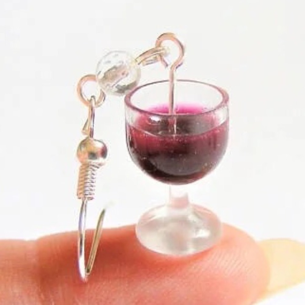 🍷 Wine Glass Earrings - Picture 3 of 3